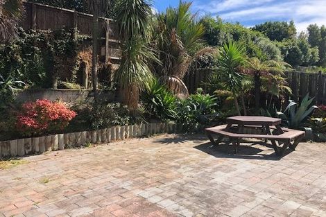 Photo of property in 1/37 Parr Terrace, Castor Bay, Auckland, 0620