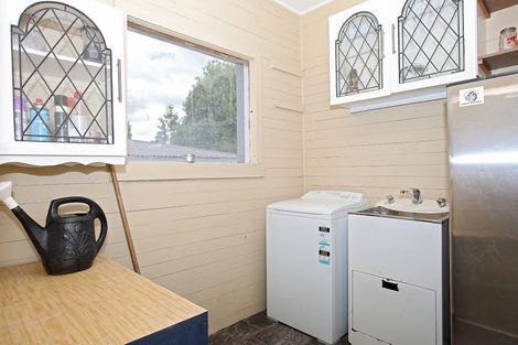 Photo of property in 2272 Ohai-clifden Highway, Orawia, Otautau, 9682