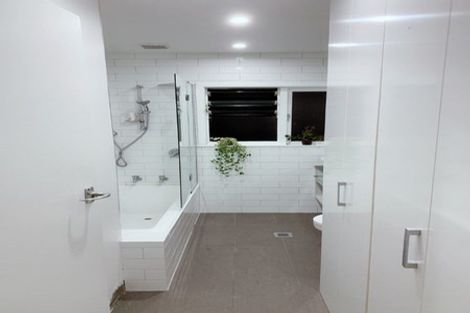 Photo of property in 2/134 Onewa Road, Northcote, Auckland, 0627