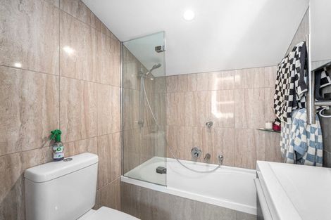 Photo of property in 11/8 Thatcher Crescent, Crofton Downs, Wellington, 6035