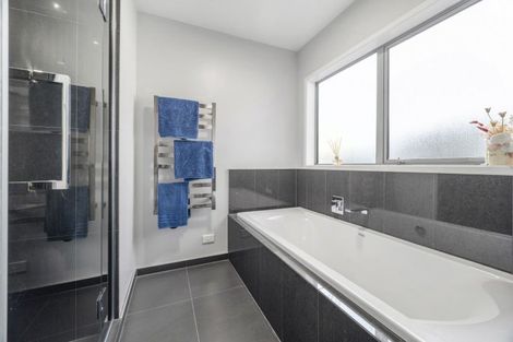 Photo of property in 19 Blackmore Drive, Lynmore, Rotorua, 3010