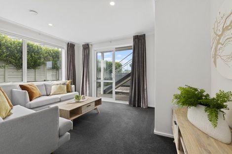 Photo of property in 36 Manhattan Rise, Orewa, 0931