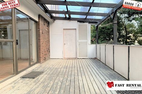 Photo of property in 2/46 Tree View Avenue, Glenfield, Auckland, 0629