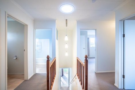 Photo of property in 20 Karina Terrace, Roslyn, Palmerston North, 4414