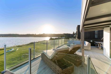 Photo of property in 690 Pukehina Parade, Pukehina, Te Puke, 3189