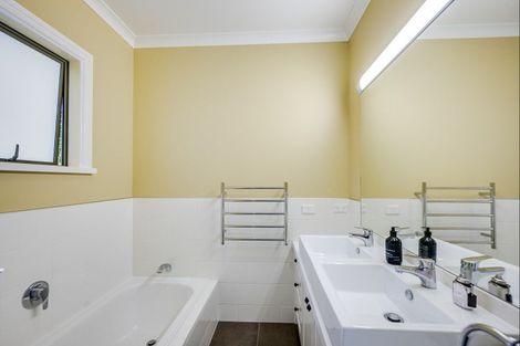 Photo of property in 125 Margaret Avenue, Havelock North, 4130