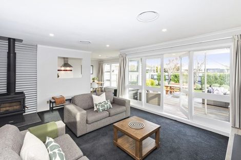 Photo of property in 21 Brent Place, Papanui, Christchurch, 8053