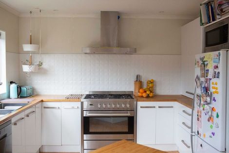 Photo of property in 15b Tide Close, Mount Wellington, Auckland, 1060