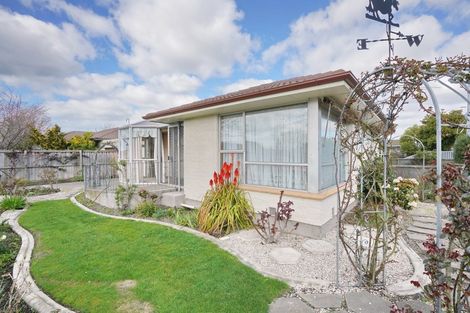 Photo of property in 1/2 Cassidy Place, Belfast, Christchurch, 8051