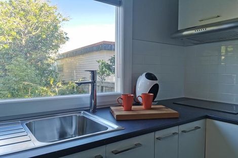 Photo of property in 194 Townsend Road, Miramar, Wellington, 6022