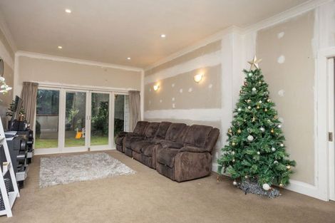 Photo of property in 30 Victoria Avenue, Dannevirke, 4930