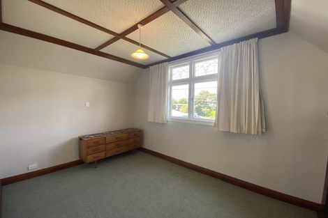 Photo of property in 195 Gill Street, Strandon, New Plymouth, 4312