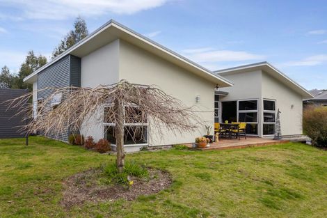 Photo of property in 86 Hindmarsh Drive, Rangatira Park, Taupo, 3330