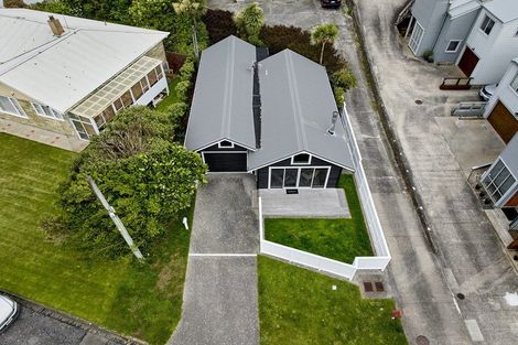 Photo of property in 5a Lambley Road, Titahi Bay, Porirua, 5022