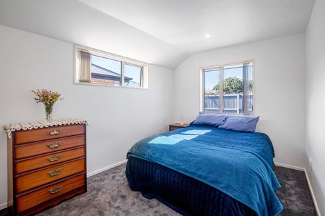 Photo of property in 8b Mortlake Street, Islington, Christchurch, 8042