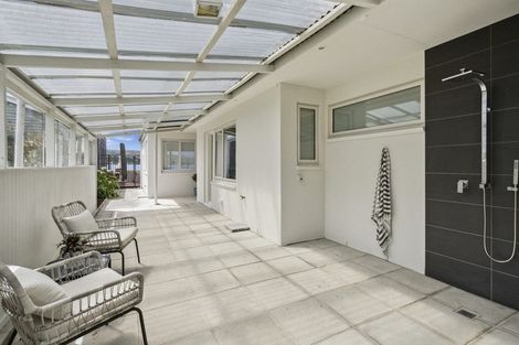 Photo of property in 85 Paremata Road, Paremata, Porirua, 5024