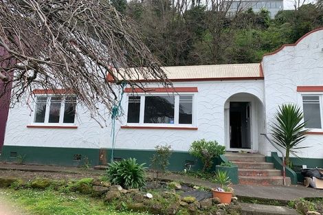 Photo of property in 6 Shelley Street, Napier South, Napier, 4110