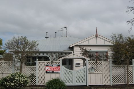 Photo of property in 69 Broadway, Waitara, 4320