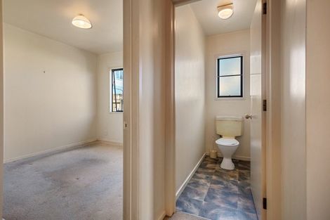 Photo of property in 102b Brunton Crescent, Thames, 3500