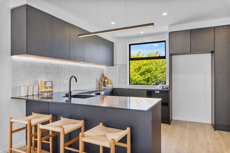 Photo of property in 2/11 Donald Place, St Albans, Christchurch, 8014