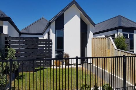 Photo of property in 4/24 Endeavour Avenue, Flagstaff, Hamilton, 3210