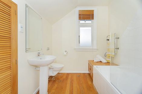 Photo of property in 48 Ure Street, South Hill, Oamaru, 9400