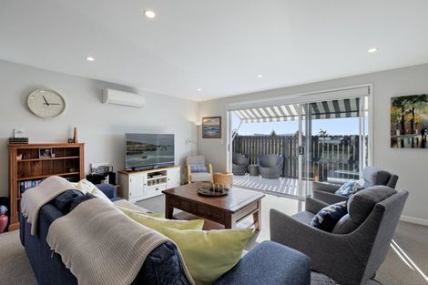 Photo of property in 20 Marion Crescent, Papamoa Beach, Papamoa, 3118