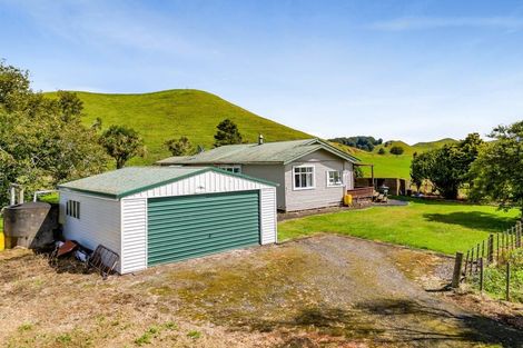 Photo of property in 49 Standish Road, Toko, Stratford, 4392