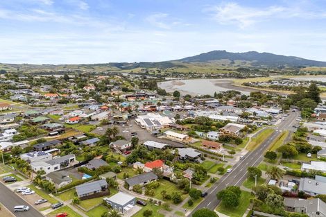 Photo of property in 23 Wallis Street, Raglan, 3225