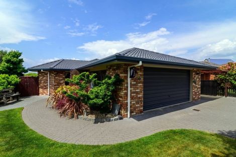Photo of property in 35 Hoyte Place, Pukehangi, Rotorua, 3015