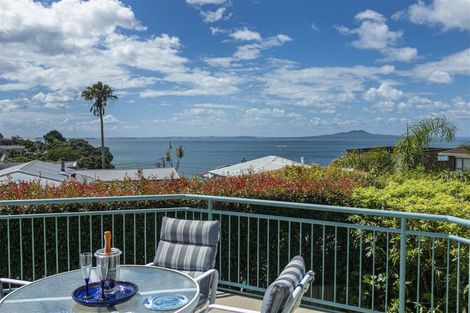 Photo of property in 19a Orchard Road, Browns Bay, Auckland, 0630