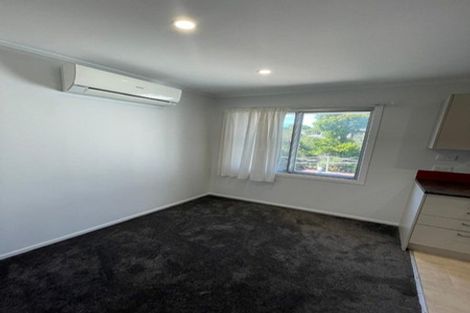 Photo of property in 8 Wyman Place, Pakuranga Heights, Auckland, 2010