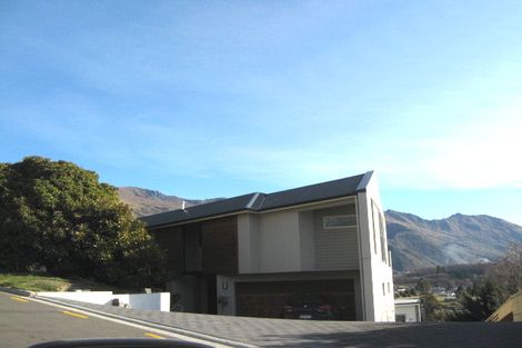 Photo of property in 21-25 Aspiring Terrace, Wanaka, 9305