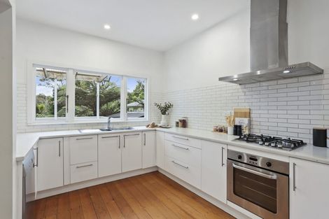 Photo of property in 755 West Coast Road, Oratia, Auckland, 0604