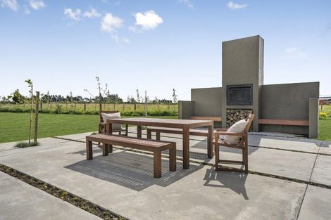 Photo of property in 906a-b Bidwills Cutting Road, Morison Bush, Greytown, 5794