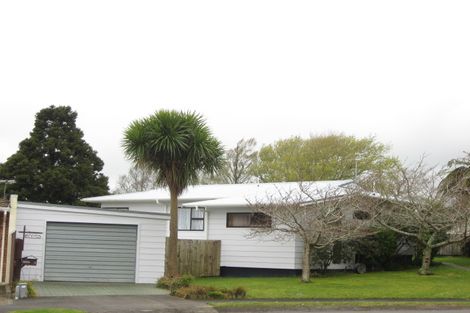 Photo of property in 8 Alpine Grove, Upper Vogeltown, New Plymouth, 4310