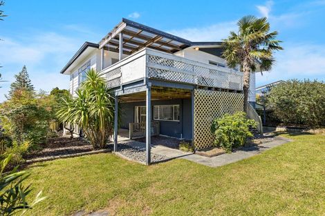Photo of property in 9 Kauri Crescent, Snells Beach, 0920