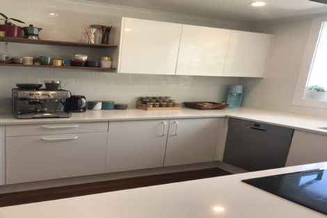 Photo of property in 47b Hill Road, Hillpark, Auckland, 2102