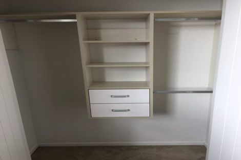 Photo of property in 12 Stubbs Place, Fairview Heights, Auckland, 0632