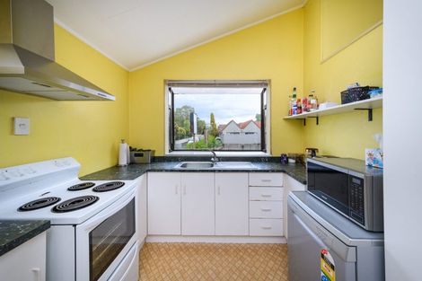 Photo of property in 2/685 Pioneer Highway, Highbury, Palmerston North, 4412