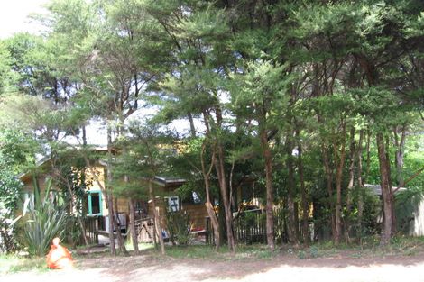 Photo of property in 2 Erua Road, Ostend, Waiheke Island, 1081