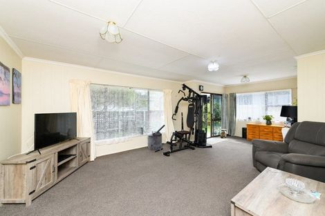 Photo of property in 2 Bethel Court, Milson, Palmerston North, 4414