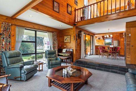 Photo of property in 17 Sunbrae Grove, Mount Maunganui, 3116