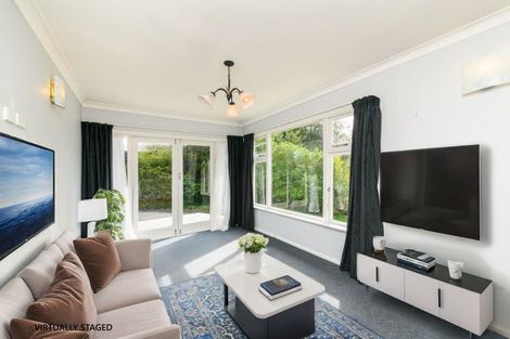 Photo of property in 34 East Street, Terrace End, Palmerston North, 4410