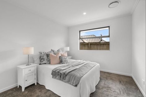 Photo of property in 48 Suffolk Drive, Kirwee, 7571