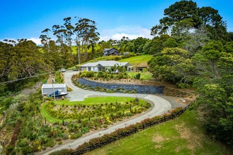 Photo of property in 3b Hobbs Road, Matakatia, Whangaparaoa, 0930