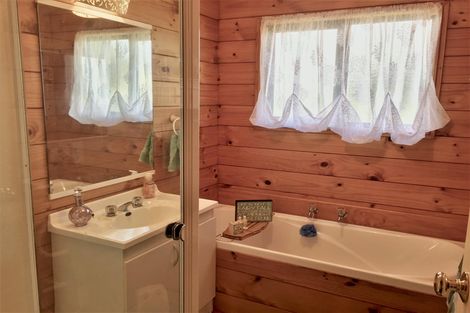 Photo of property in 518a Puketotara Road, Waipapa, Kerikeri, 0295