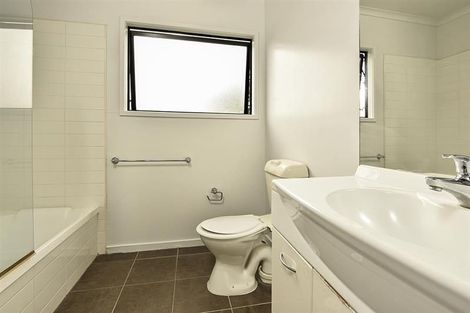 Photo of property in 25/94 Glengarry Road, Glen Eden, Auckland, 0602