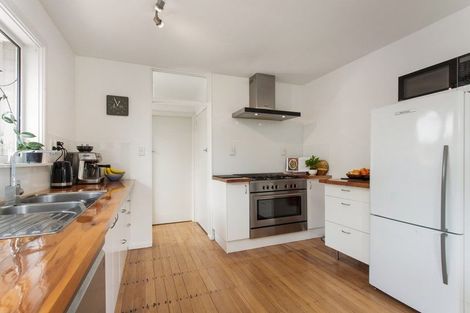 Photo of property in 6 Palmside Street, Somerfield, Christchurch, 8024