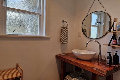 Photo of property in 10 Chard Street, Westown, New Plymouth, 4310